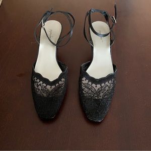 Jacqueline Ferrar black lace heels.